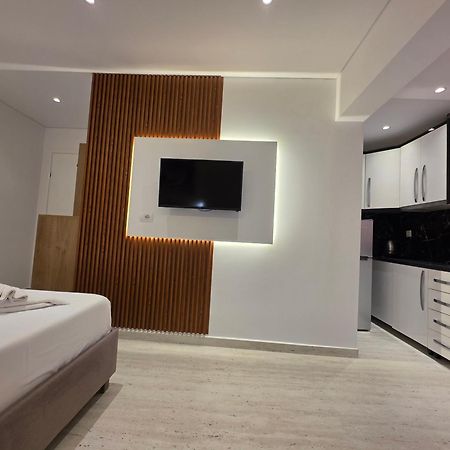 Guesthouse Veliaj Ksamil Ngoại thất bức ảnh