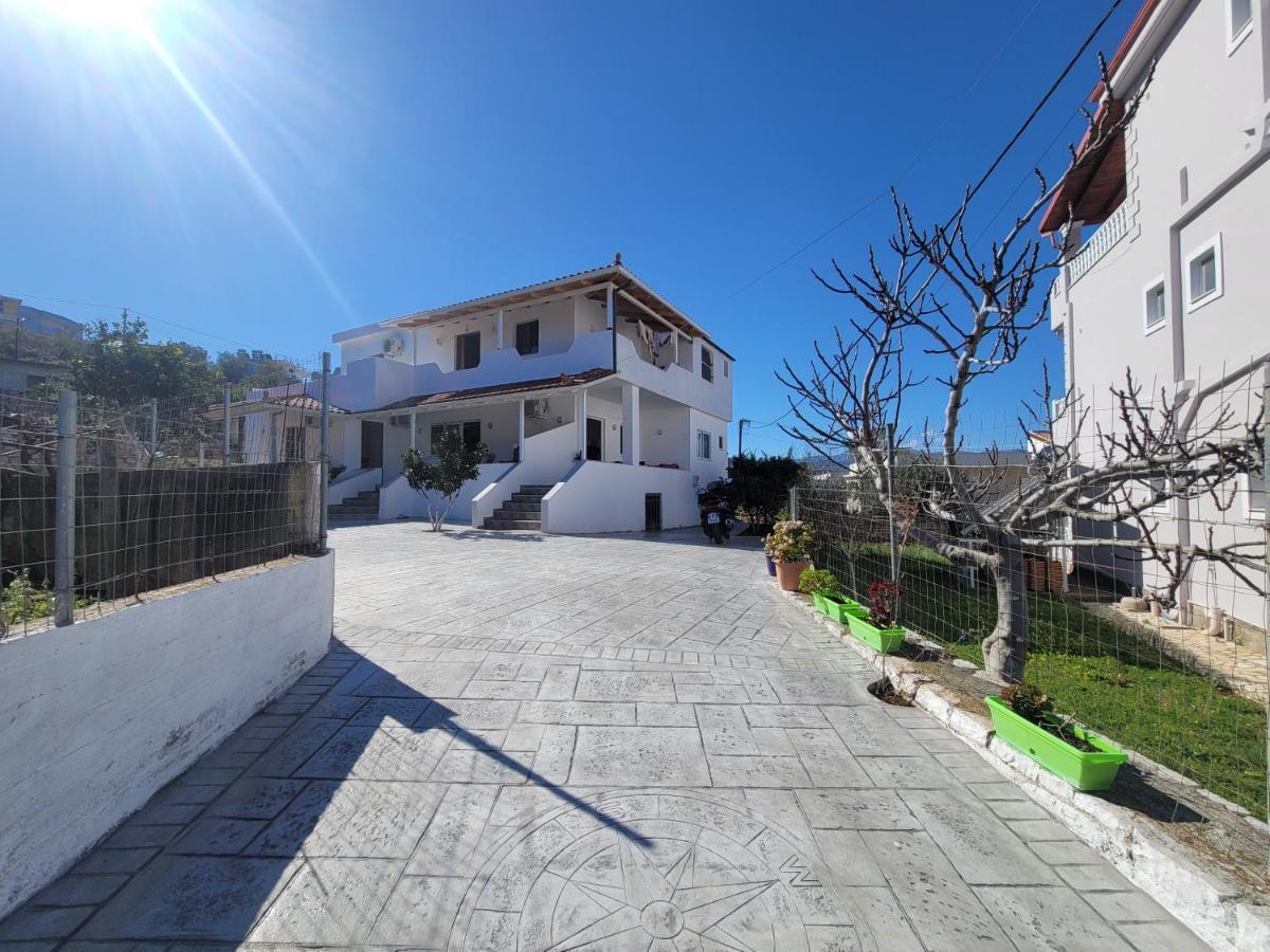 Guesthouse Veliaj Ksamil Ngoại thất bức ảnh