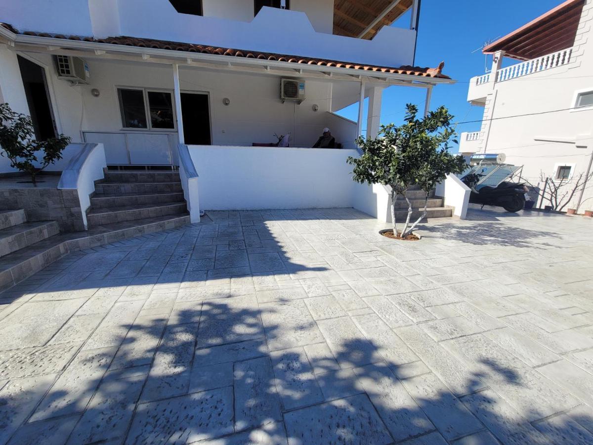 Guesthouse Veliaj Ksamil Ngoại thất bức ảnh