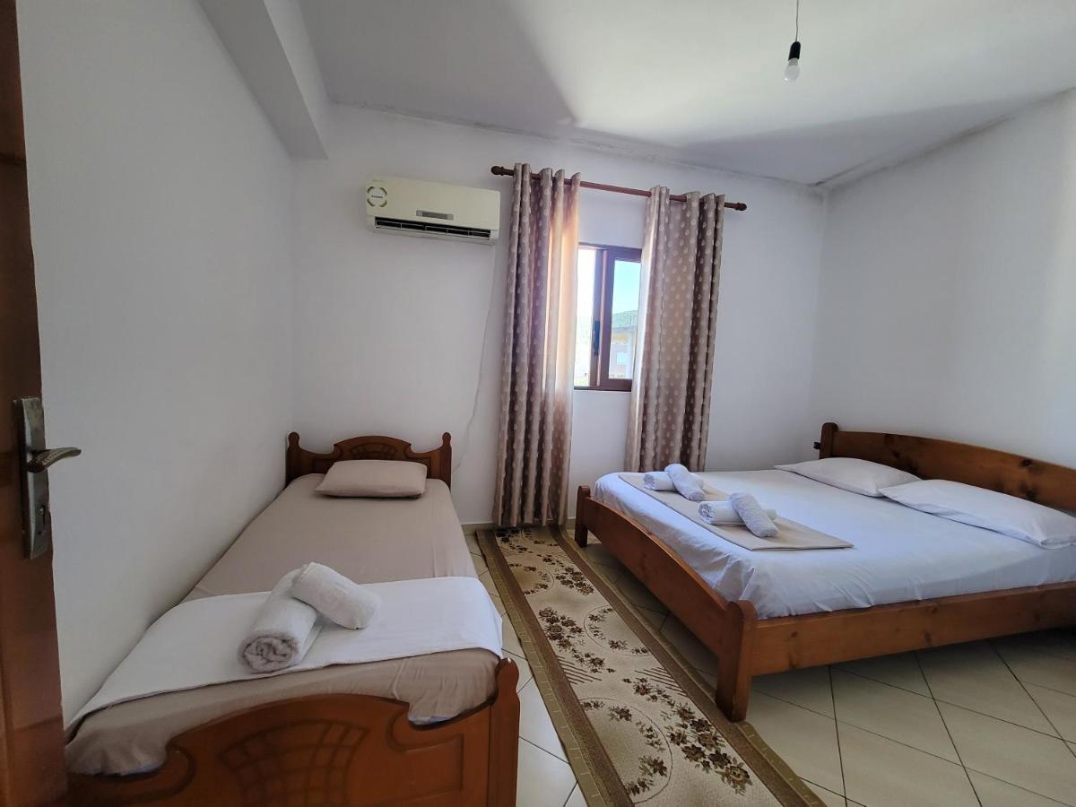 Guesthouse Veliaj Ksamil Ngoại thất bức ảnh
