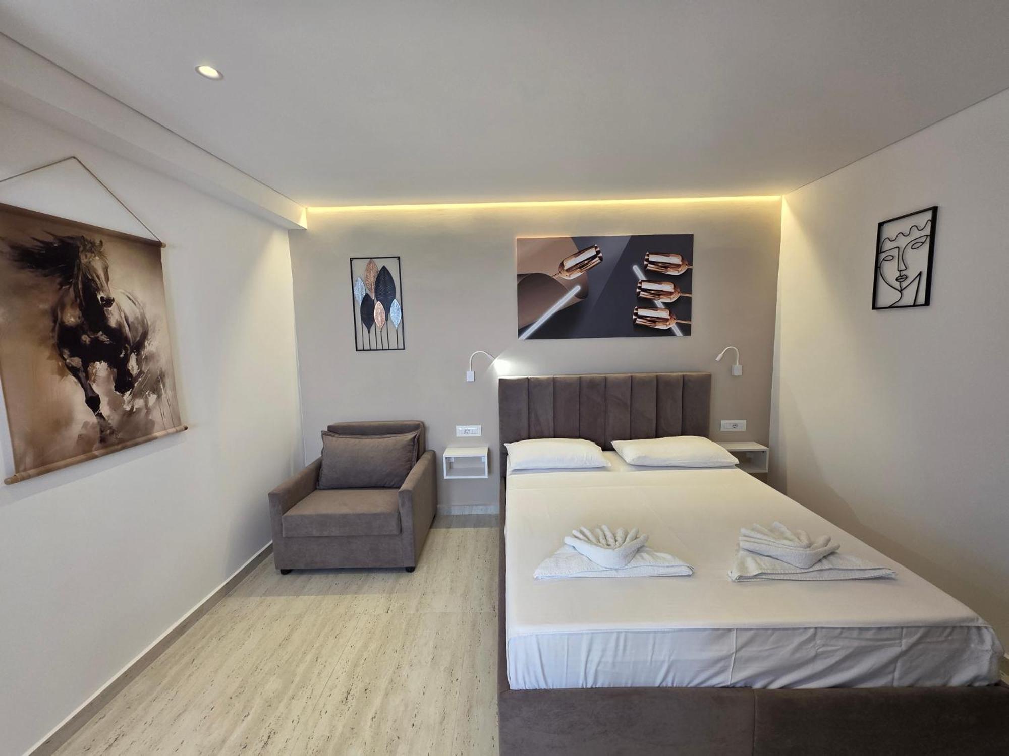 Guesthouse Veliaj Ksamil Ngoại thất bức ảnh